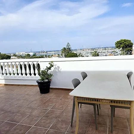 Penthouse Apartment *